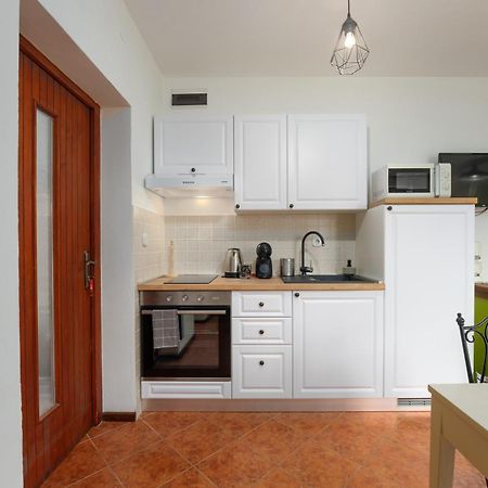 Studio Apartment Vrsar Ngoại thất bức ảnh